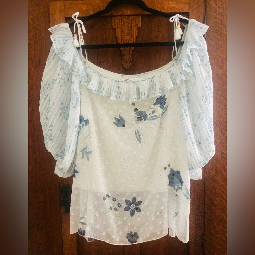 See By Chloe Floral Print Off-The Shoulder Blouse- excellent condition!Medium